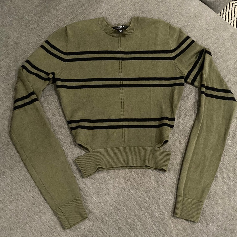 Guess thin army green sweater